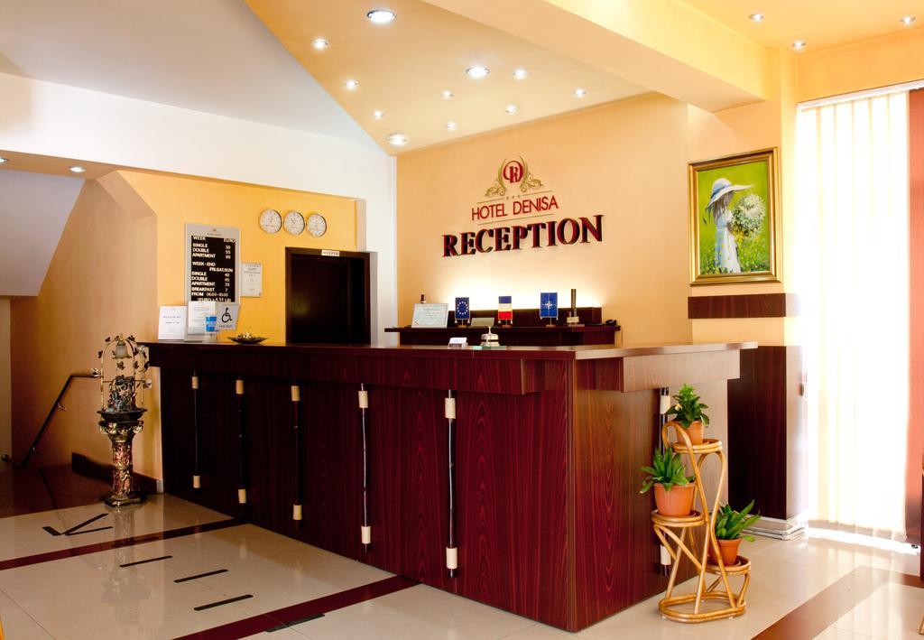 Denisa Hotel 오토페니 외부 사진